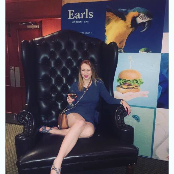 Meet your Posher, Mackenzie - Picture 1 of 1